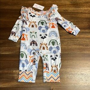 New Pete+Lucy Colorful Baby Romper with Animal Print 3-6m